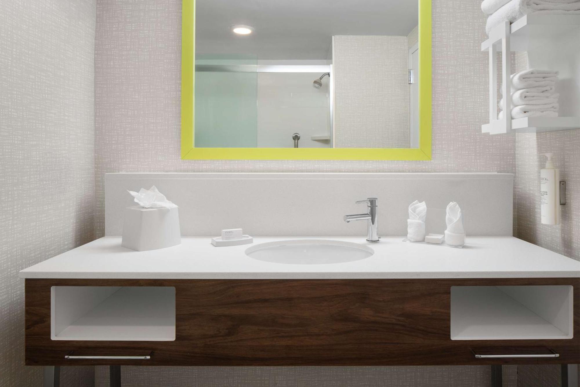 Hampton Inn Sturbridge Buitenkant foto